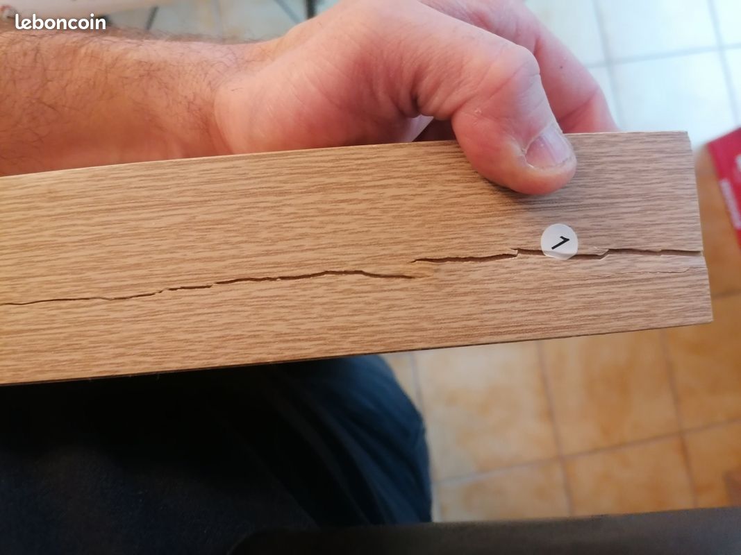 Vend table neuve jamais servie (image 3)