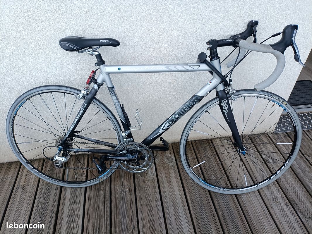 Bicycle Selle Velo Route Decathlon Selle Vlo Route Saddle Selle De