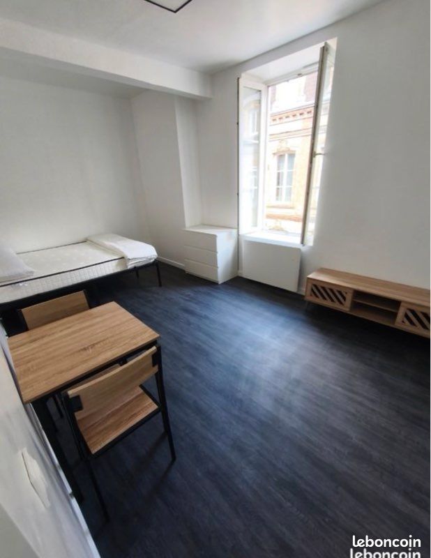 Appartement 1 pièce 30 m² · à Charleville-Mézières · 30 m² · 500 €