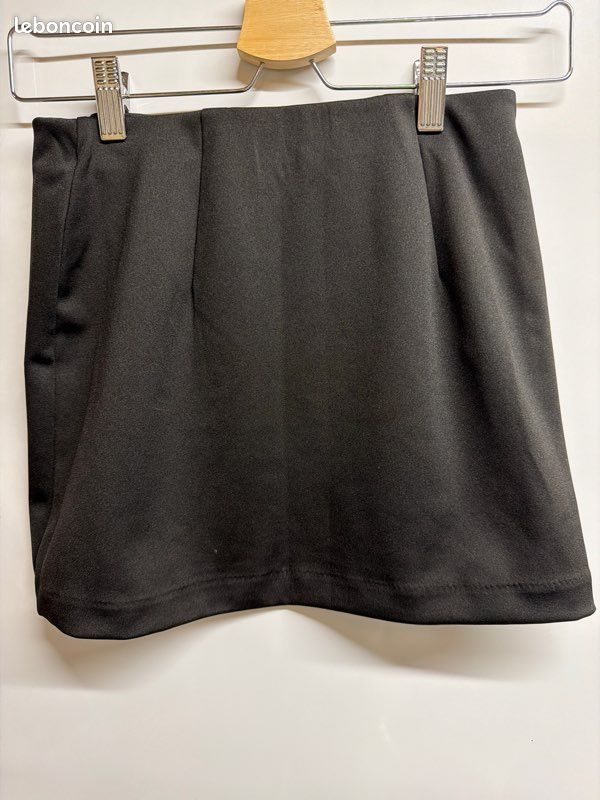 Jupe noire H&M (image 2)