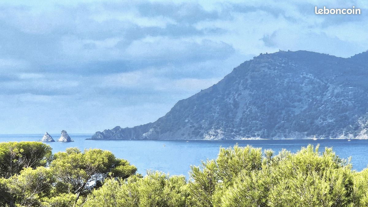 Appartement 3 pièces 42 m² · à Saint-Mandrier-sur-Mer · 42 m² · 246 000 €