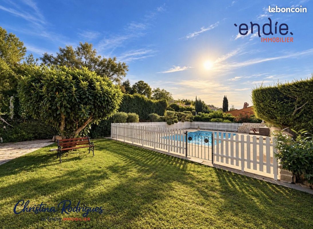 Maison 6 pièces 153 m² · à Saint-Antonin-du-Var · 153 m² · 395 000 €
