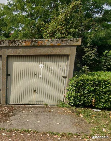 Parking 18 m² · à Lesquin · 18 m² · 95 €/mois