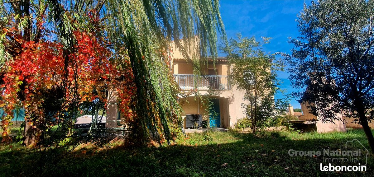 Maison 7 pièces 138 m² · à Rians · 138 m² · 330 000 €