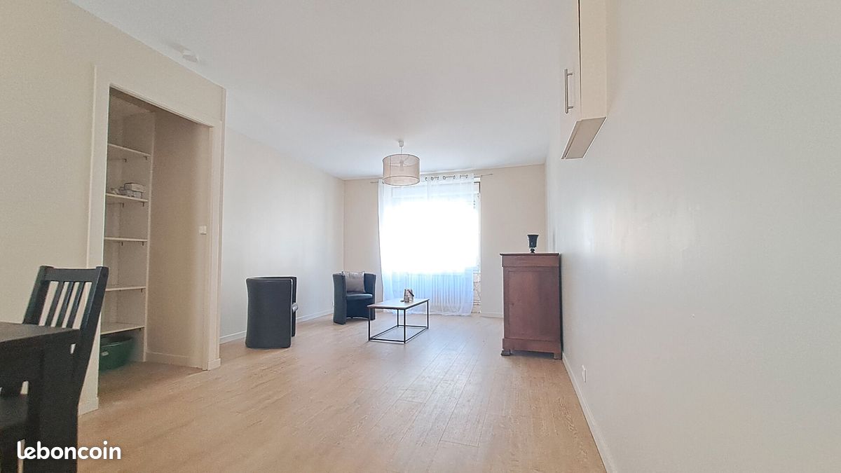 Maison 3 pièces 57 m² · à Niort · 57 m² · 680 €/mois