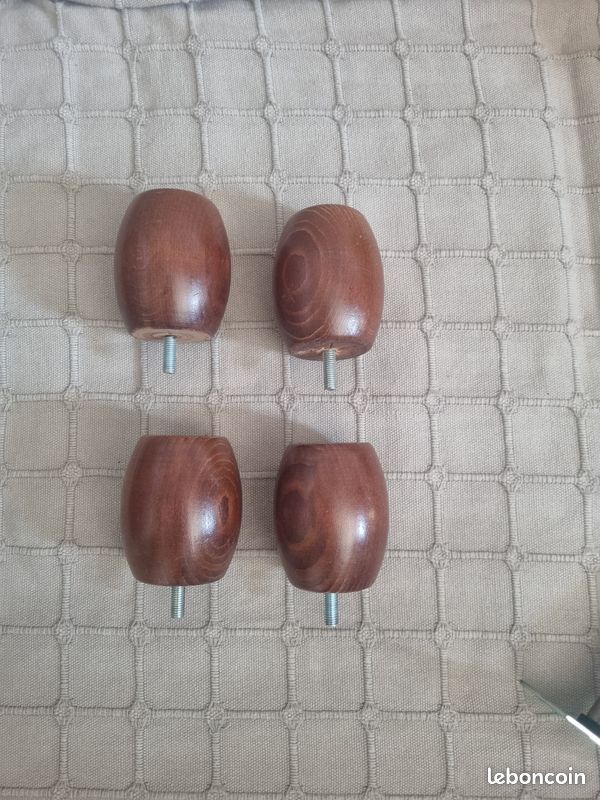 Pied de lit bois (image 1)