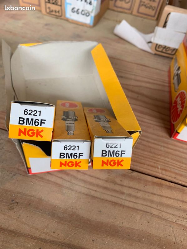 Bougie D'allumage NGK BCPR6ES - Auto