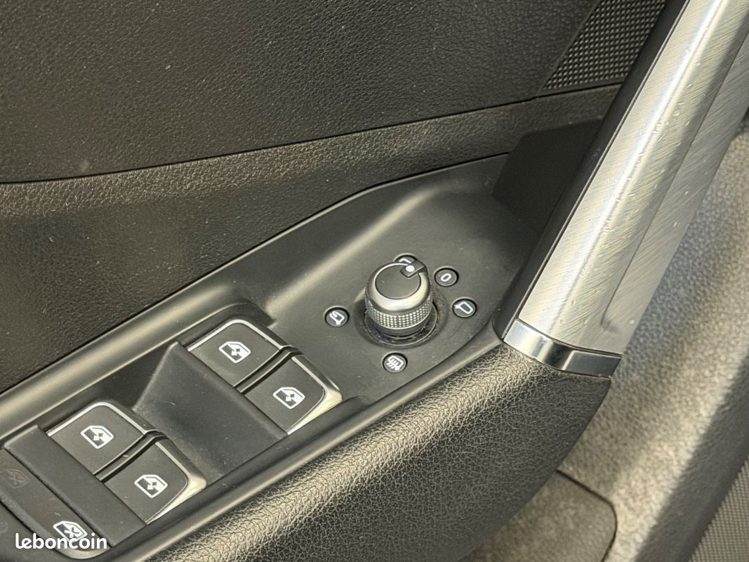 AUDI Q2 30 TFSI 1.0 116CH S-LINe (image 13)