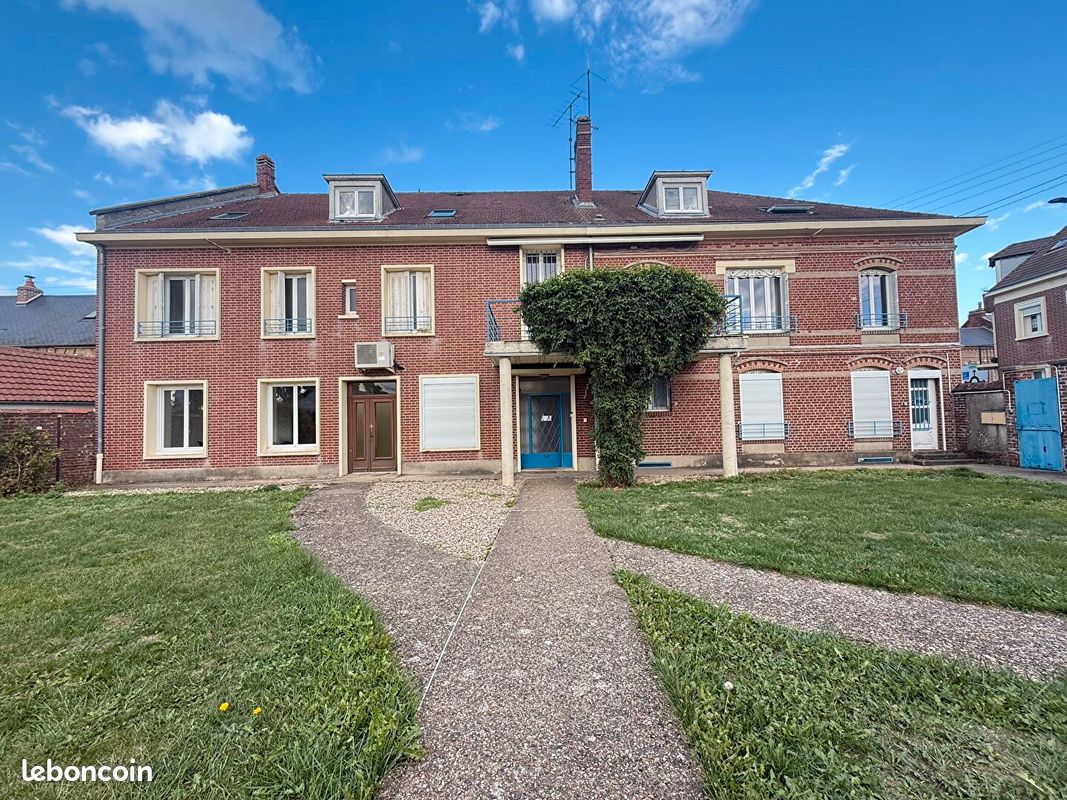 Appartement 4 pièces 77 m² · à Grandvilliers · 77 m² · 123 000 €