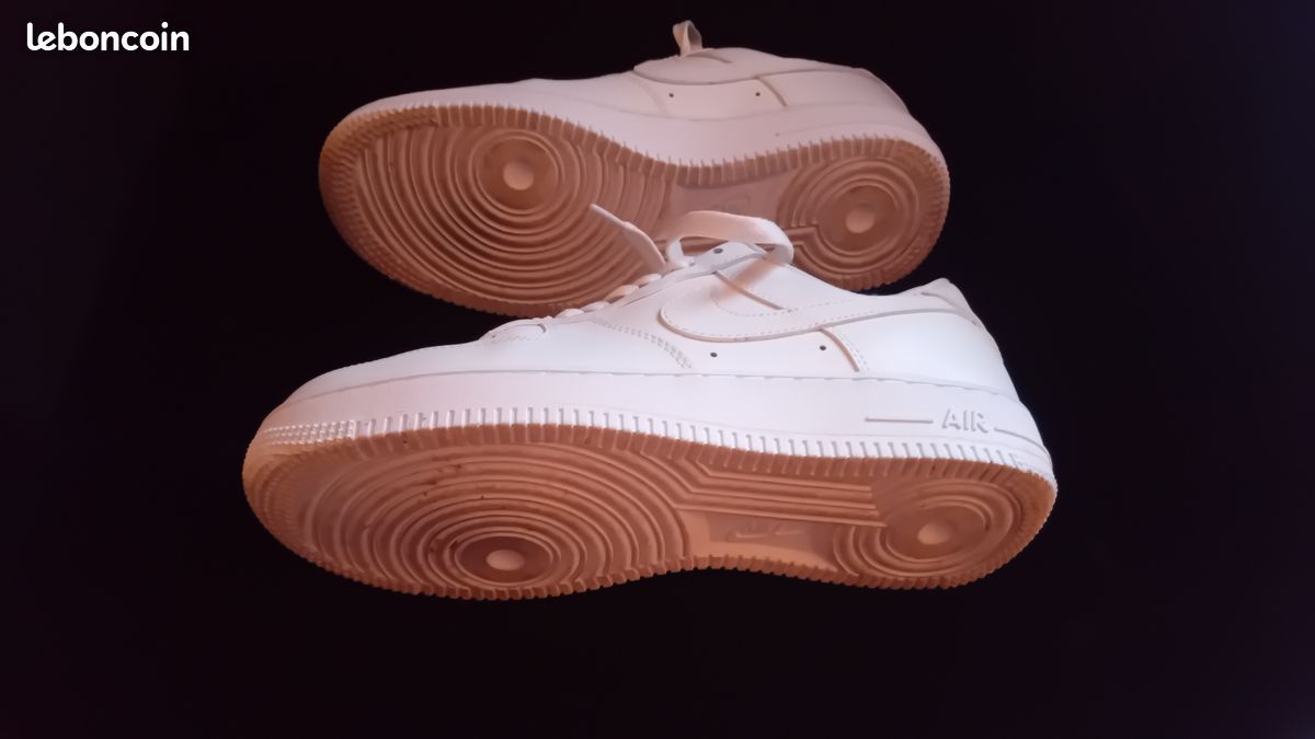 Baskets Nike air neuves (image 4)