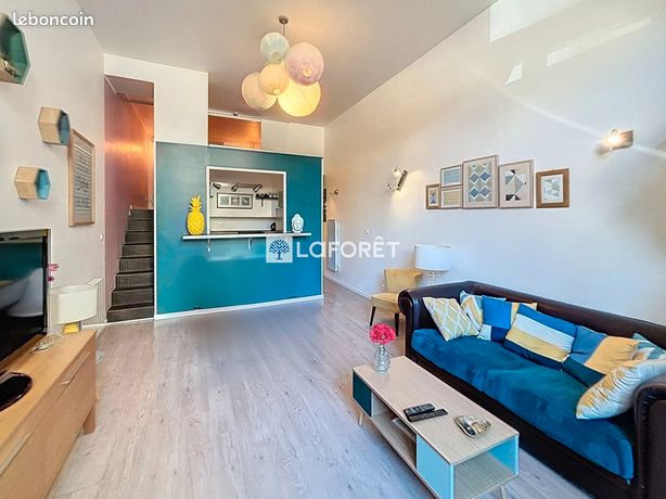 Loft/atelier/surface 3 pièces 54 m²