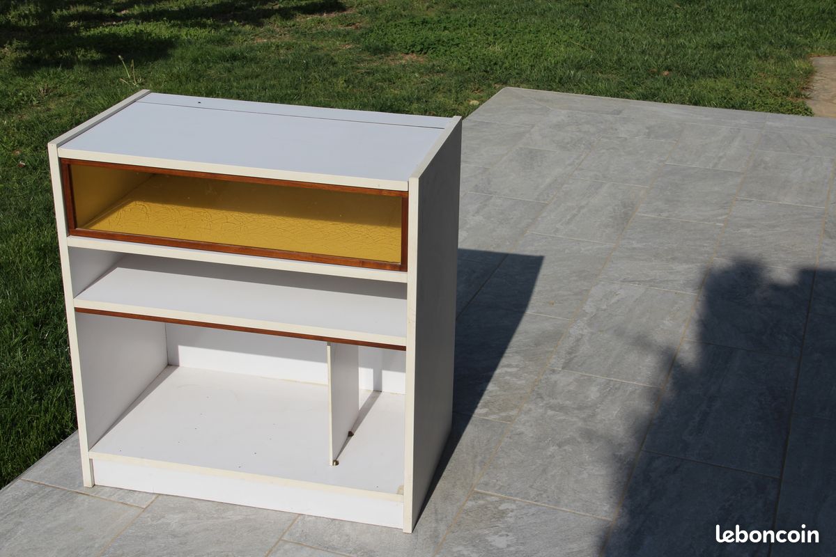 Petit meuble (image 1)