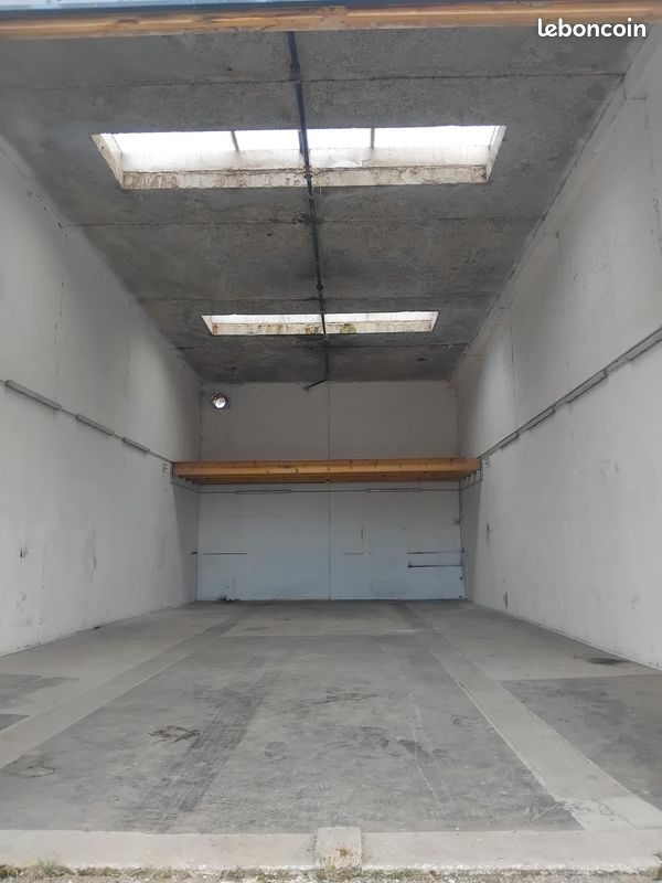 Local de stockage 80 m² – Sécurisé – Chaumes-en-Retz (image 3)