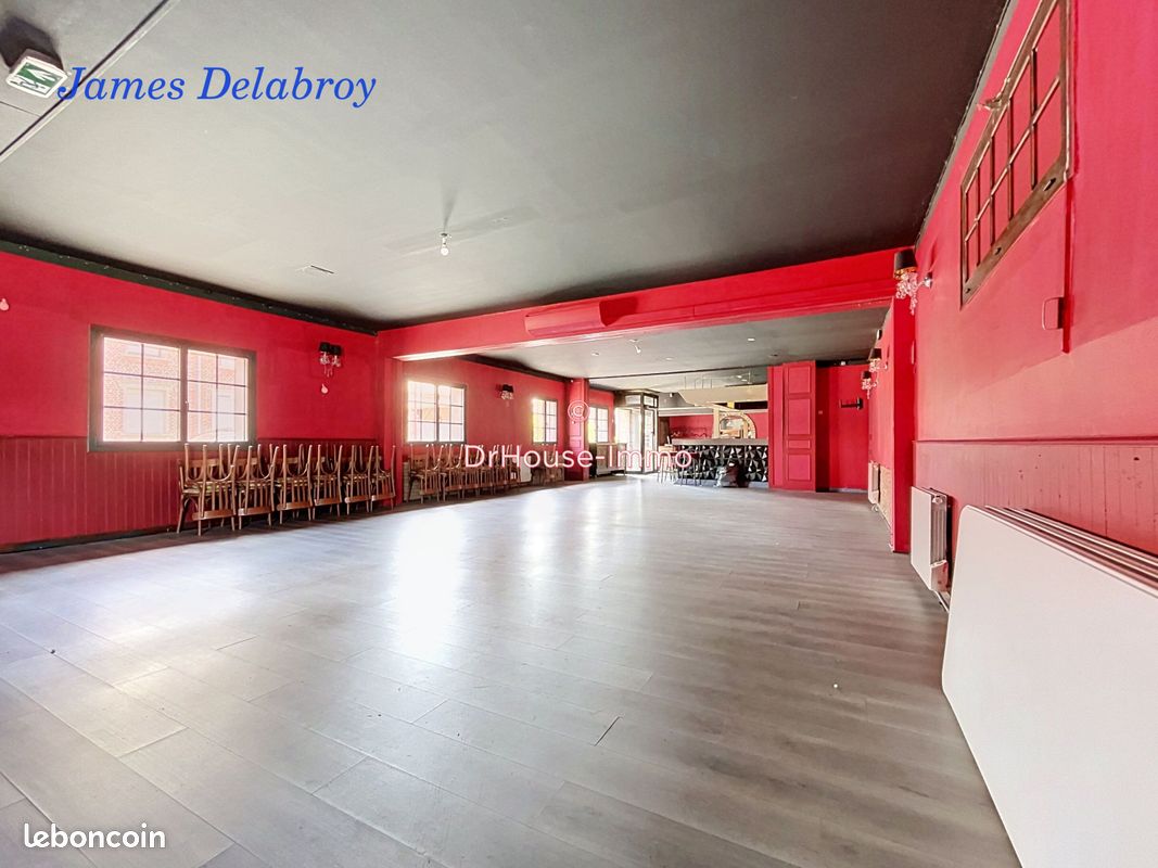 Immeuble 15 pièces 485 m² · à Caulières · 485 m² · 200 000 €