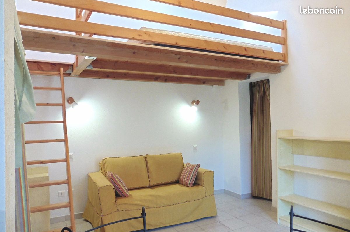 Appartement 1 pièce 26 m² · à Nîmes · 26 m² · 440 €