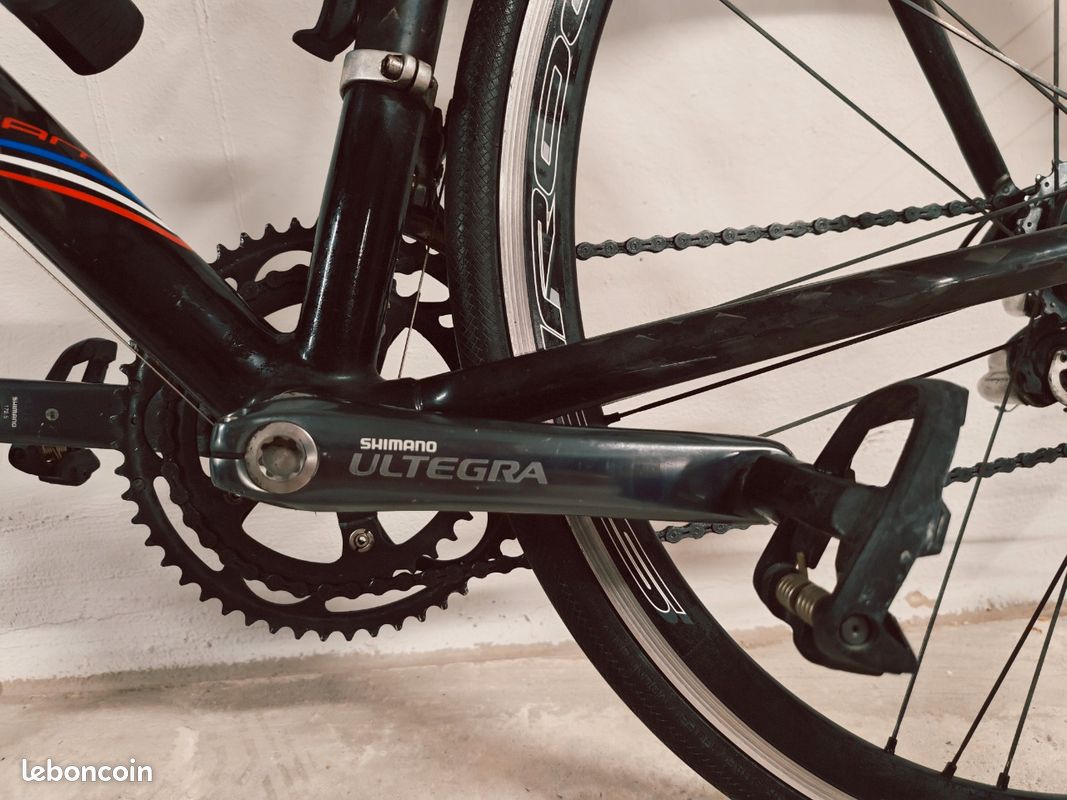 Vélo de course carbone EXS avec pneus Campagnolo Scirocco neufs (image 2)