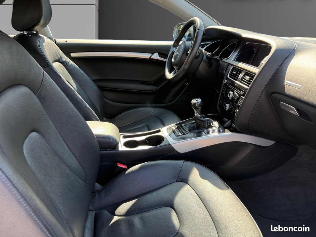 AUDI A5 COUPE 2.0 TDI AMBIENTE 177Ch Garantie 12 mois / SUIVI COMPLET AUDI (image 10)