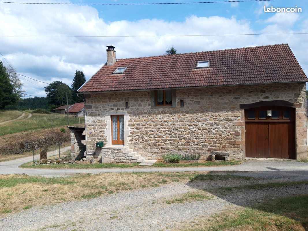 Maison 6 pièces 105 m² · à Saint-Marc-À-Loubaud · 105 m² · 142 000 €