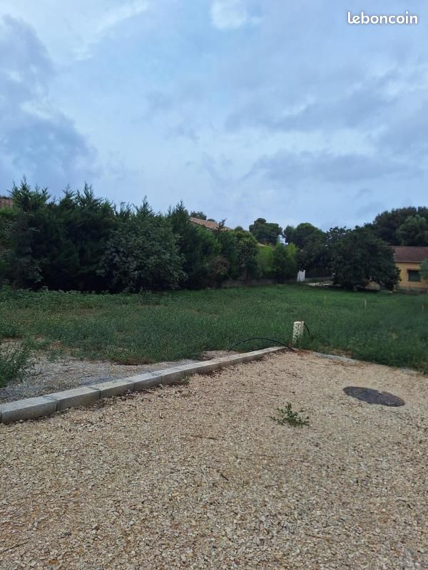 Terrain 350 m² Plan D Orgon · à Plan-d'Orgon · 129 900 €