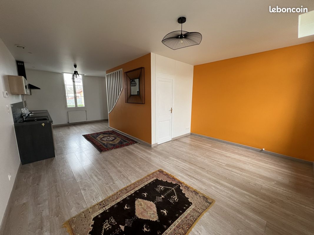 Maison 3 pièces 75 m² - Coutras 33230 (image principale 3)