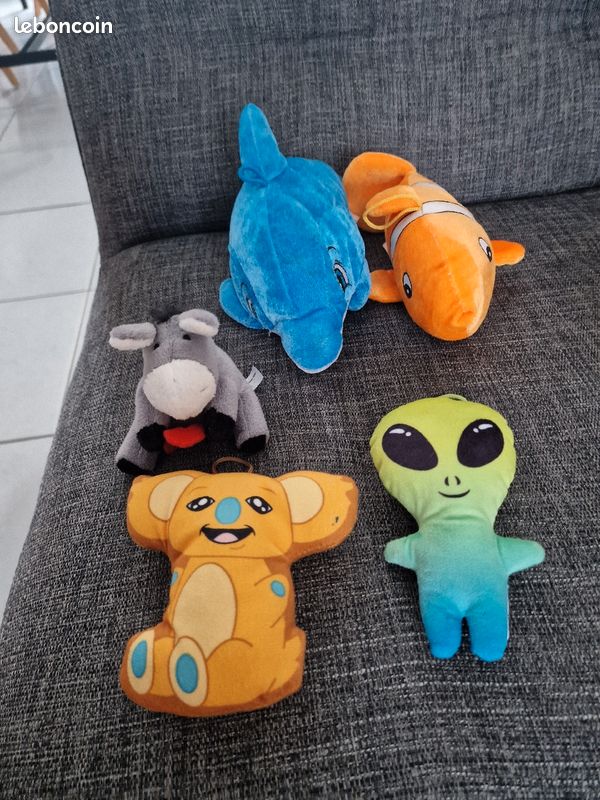 Lot peluches dauphin (image 1)