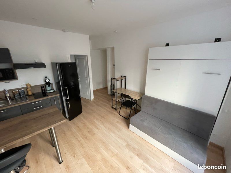 Appartement 9 pièces 82 m² · à Saint-Étienne · 82 m² · 185 000 €