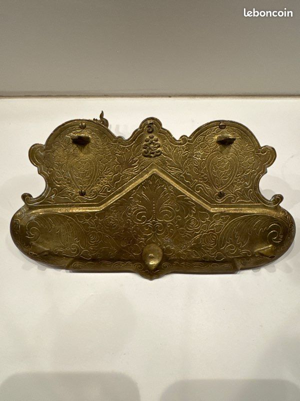 Encrier ancien en bronze ciselé (image 5)