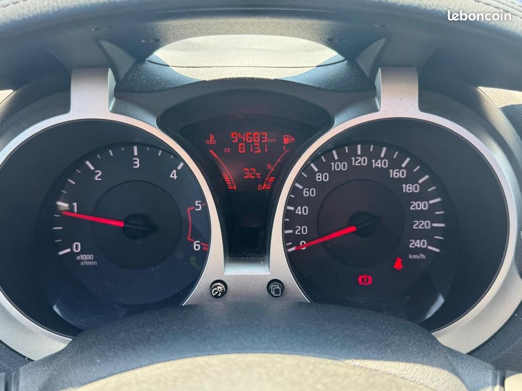 NISSAN JUKE 1.5 dCi FAP - 110 - Stop/Start Tekna PHASE 2 (image 20)