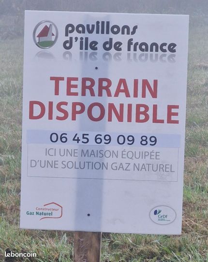 Terrain 320 m² · à Saint-Fuscien · 131 000 €