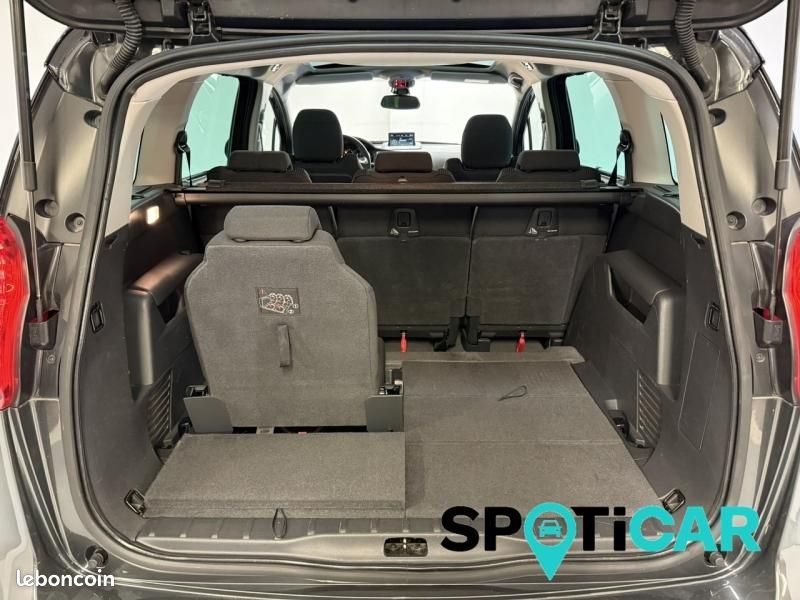 Peugeot 5008 1.2 Puretech Style II S&S (image 7)