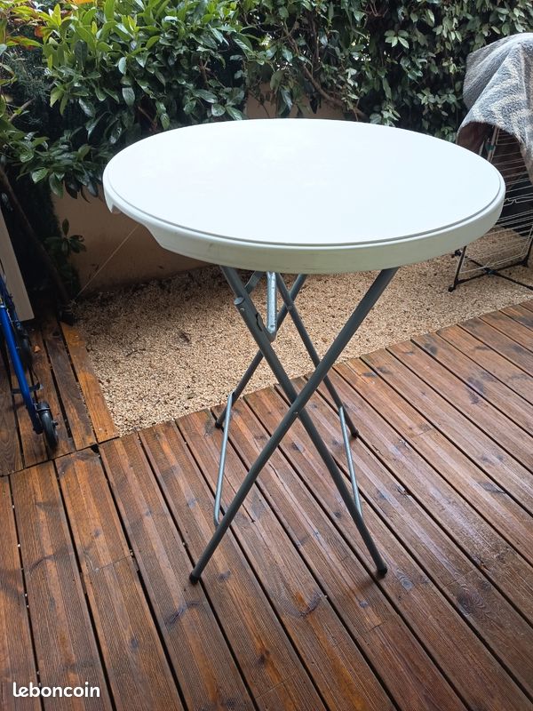 Table haute (image 1)
