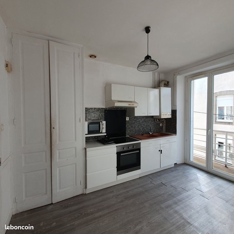 Appartement 3 pièces 75 m² · à Saint-Junien · 75 m² · 522 €/mois