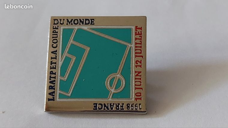 Pince à Cravate Coupe Du Monde France 1998 – Plaqué Or – Souvenir Vintage Rare