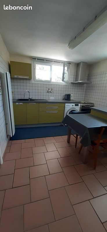 Appartement 3 pièces 46 m² · à Thiers · 46 m² · 470 €/mois