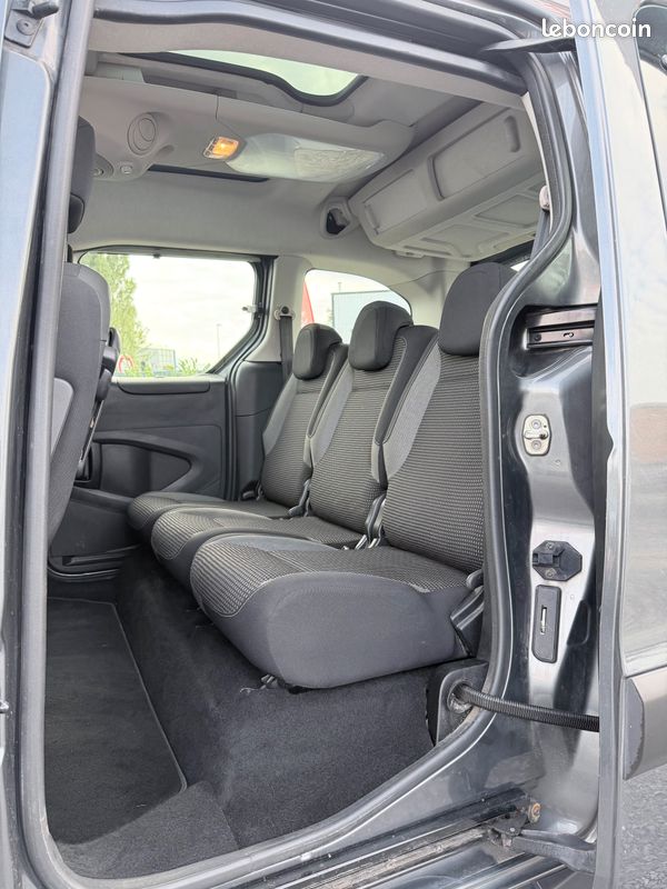 PEUGEOT PARTNER TEPEE 1.6 BlueHDi 120ch S&S BVM6 Outdoor (image 3)