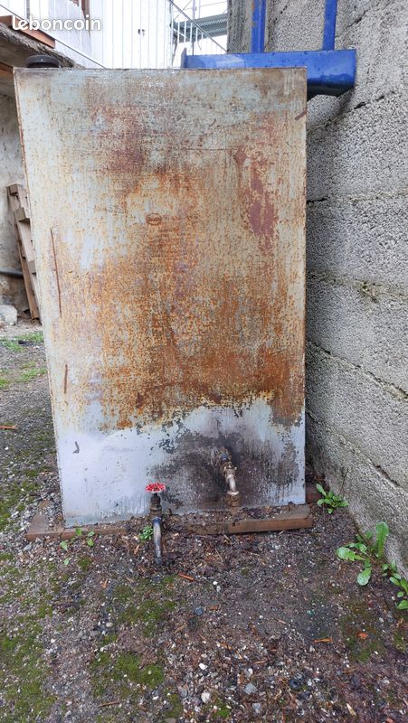 Cuve gaz oil occasion avec pied support 500 l env (image 2)