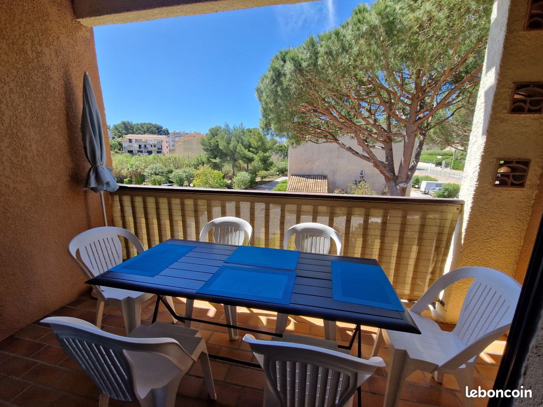 Presqu’ile de Giens. T2 duplex. Calme. Lumineux. Piscine (image 11)