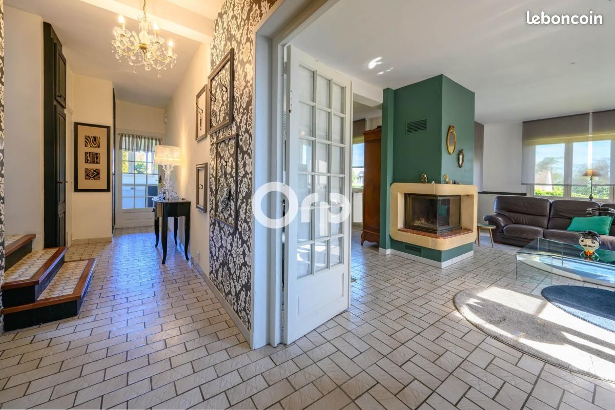Maison 5 pièces 159 m² · à Écourt-Saint-Quentin · 159 m² · 349 490 €