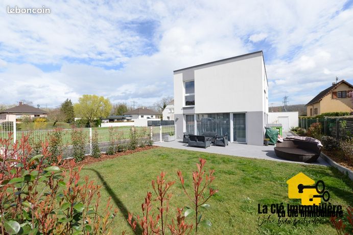 Maison 5 pièces 134 m²