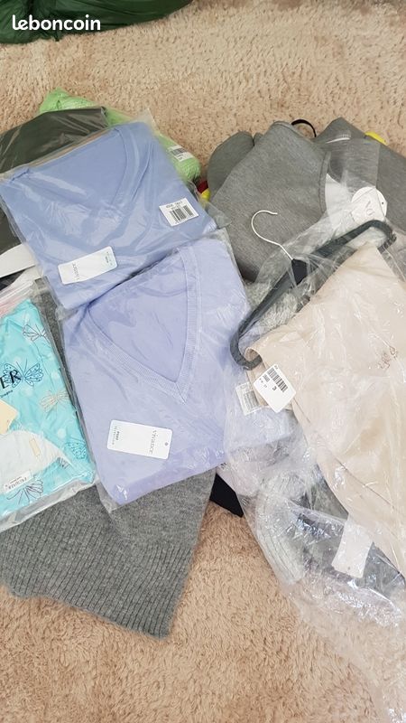 Lot Revendeur Lot De Vetement Neuf Lot Revendeur Vêtements Neufs