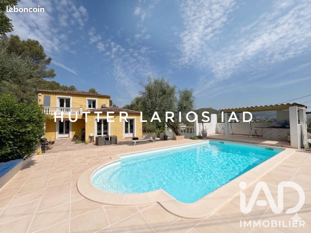 Maison 5 pièces 147 m² · à Solliès-Ville · 147 m² · 599 000 €