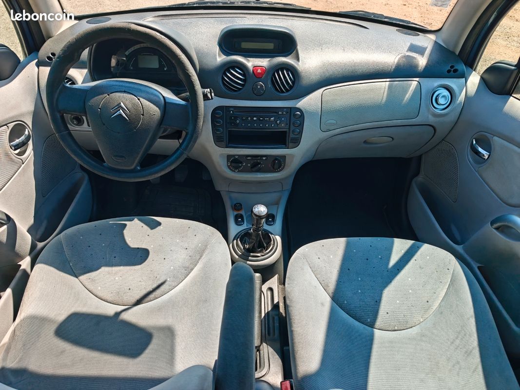 Citroën c3 1.4 70 cv / clim ok / attelage / ct ok (image 7)