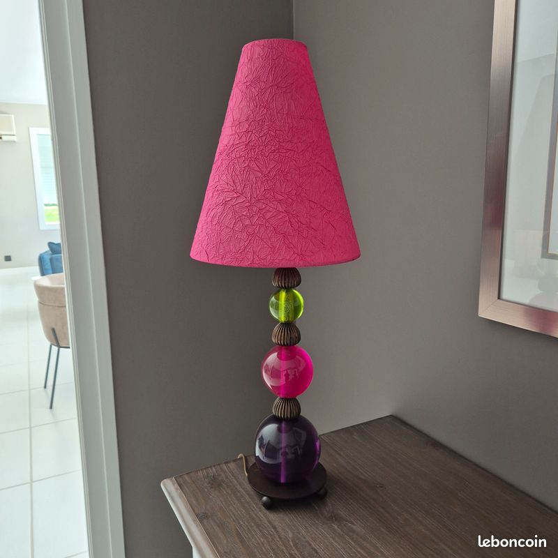 Lampe sur pied décorative (image 1)