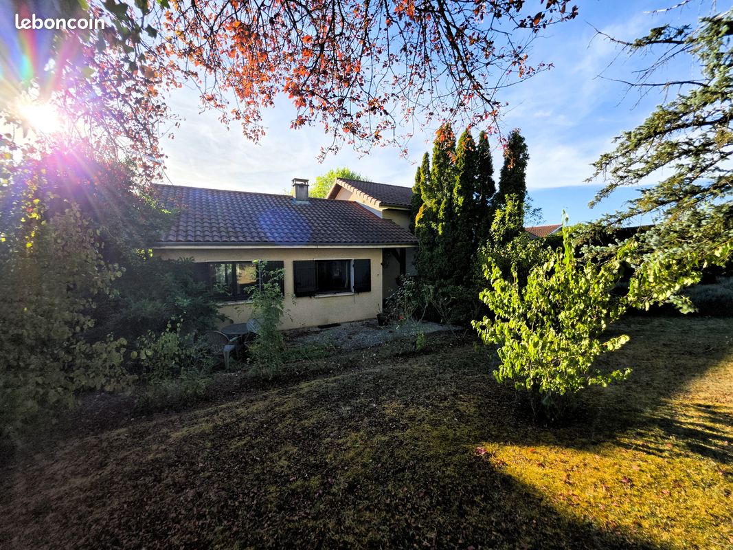 Maison 5 pièces 102 m² · à Saint-Jean-sur-Veyle · 102 m² · 199 500 €