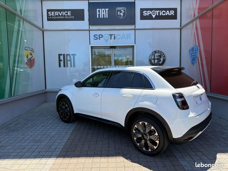 Fiat 600 e 156ch 54kWh La Prima (Certinergy 6100 déduit) (image 6)