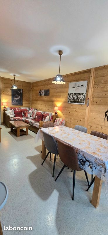 Appartement 4-6 personnes – Centre ville – à côté du lac – GERARDMER (image 1)
