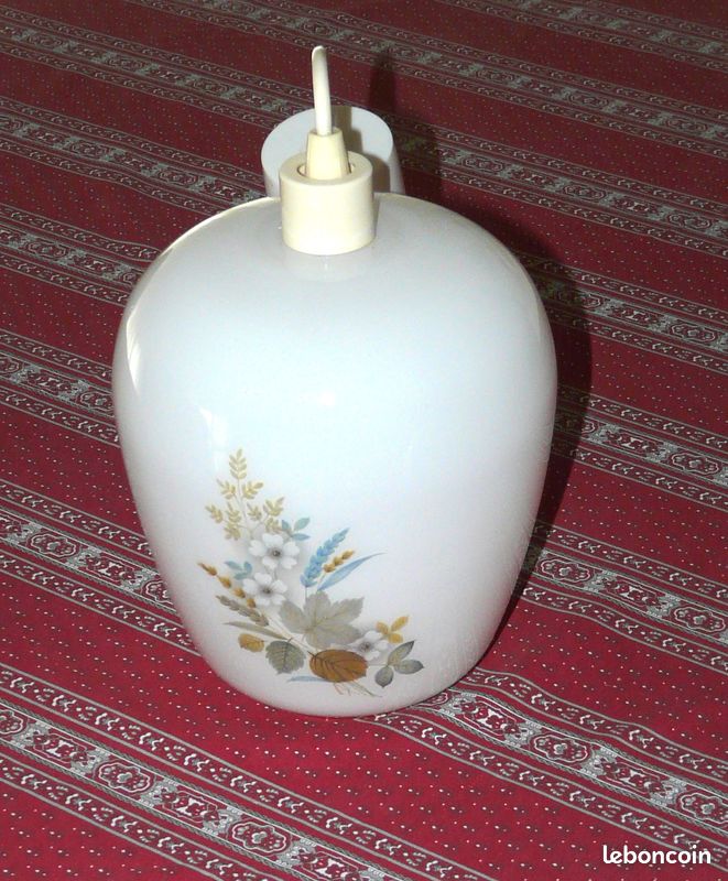 Luminaire - Suspension globe opaline avec décor fleur – Vintage (image 5)