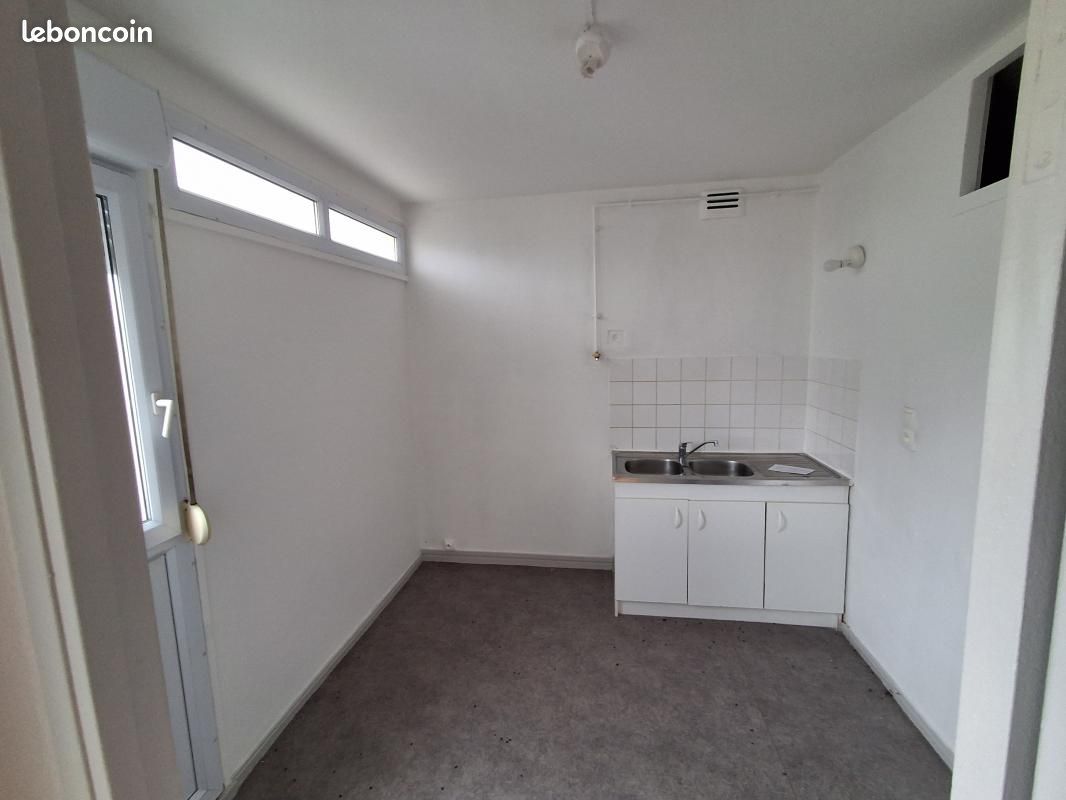 Appartement 3 pièces 51 m² · à Grand-Charmont · 51 m² · 594 €/mois