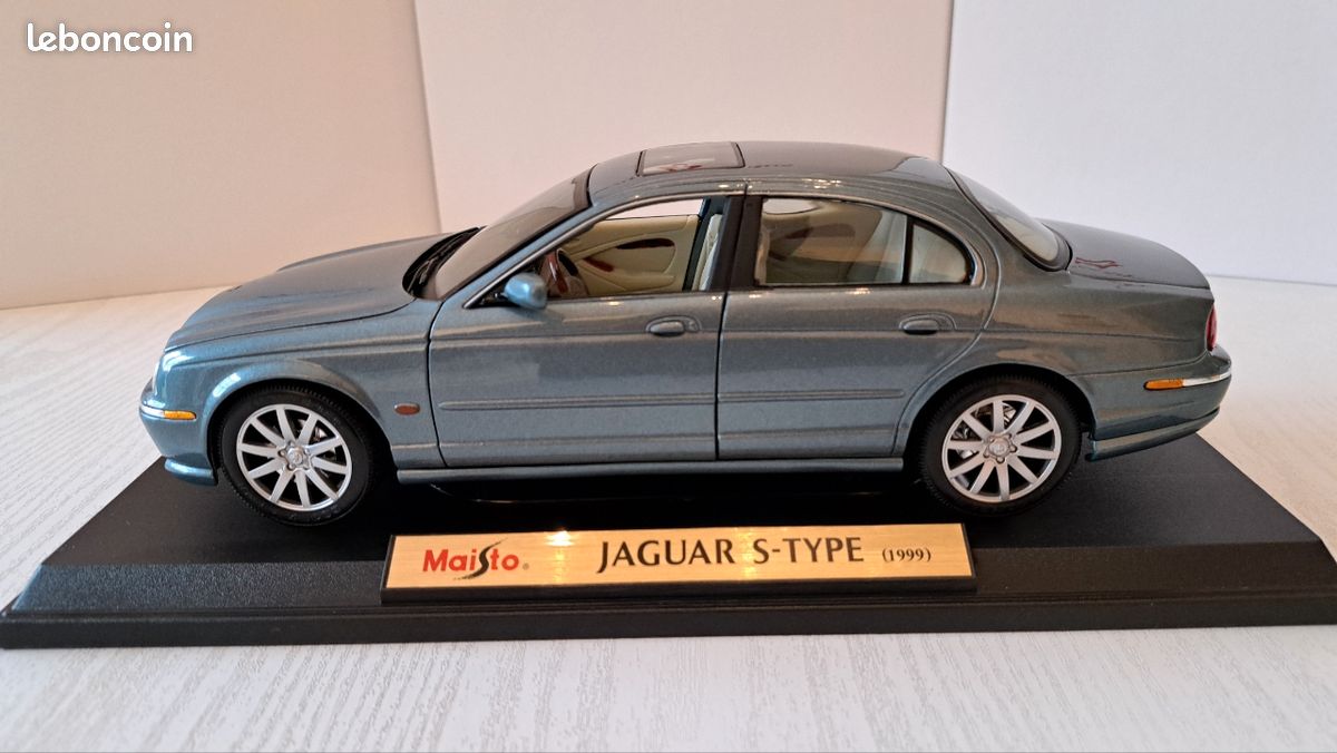 Jaguar S Type Maisto 1:18 Collection