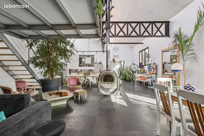 Maison 6 pièces 212 m² — 8